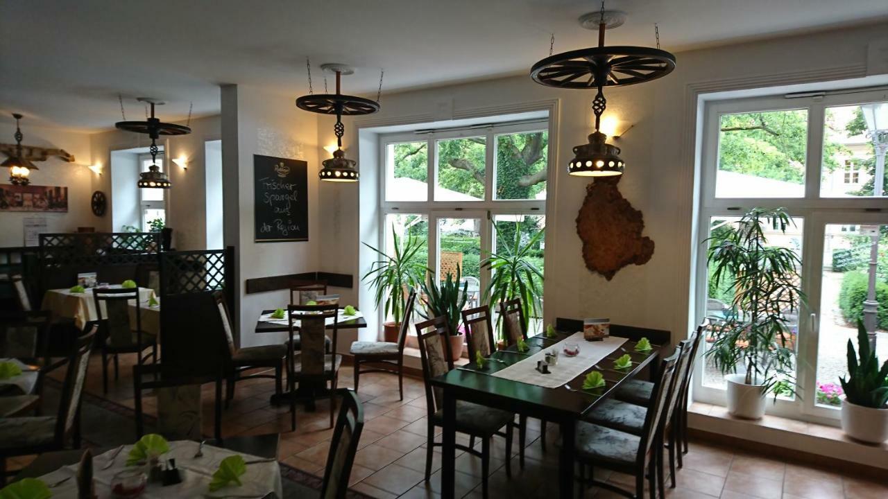 Restaurant Rosengarten Neuruppin Exterior photo